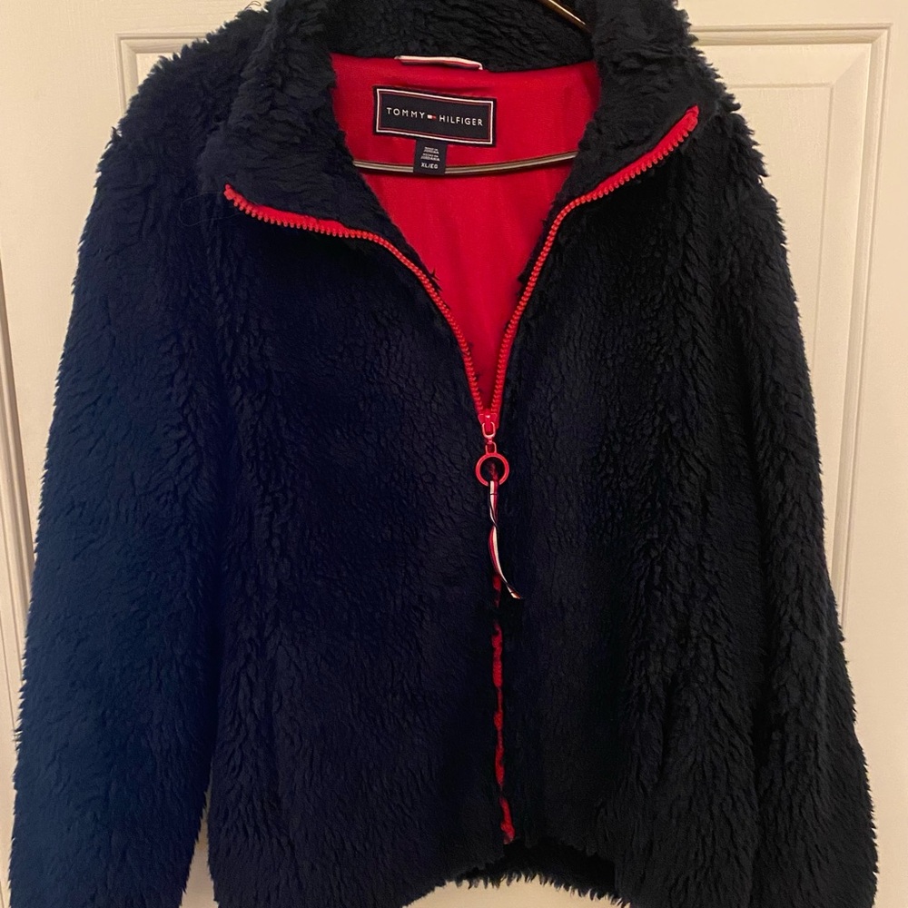 Tommy Hilfiger Navy Fleece Jacket with Red Accents